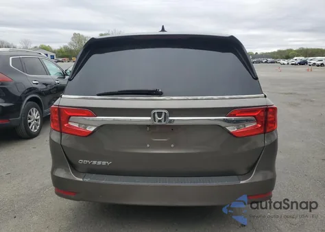 2018 Honda Odyssey Exl z USA, uszkodzony, nr VIN 5FNRL6H70JB036664